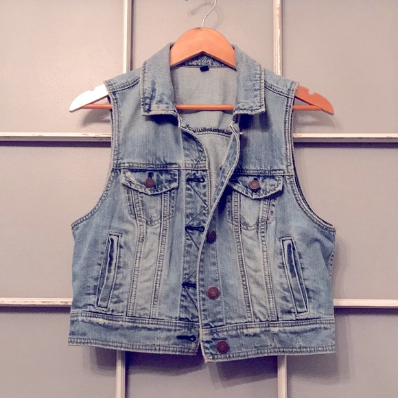 American Eagle Denim Vest - Picture 1 of 6